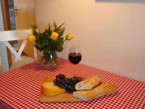 Apartamento Haus-seeschwalbe-wohnung-2