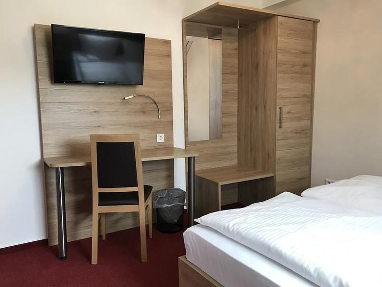 Hostal Pension Alt-gunsenum