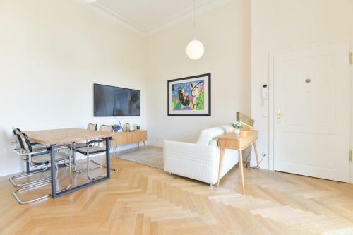 Osteiner Hof By The Apartment Suite