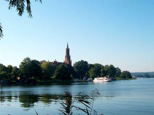 Apartamento Ferienwohnung Malchow See 8951
