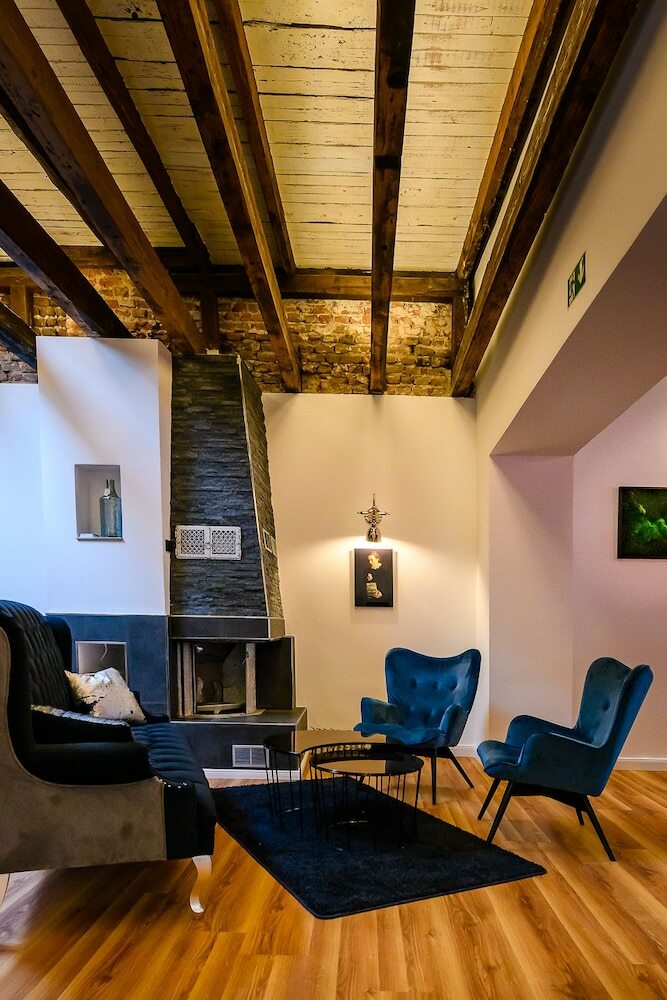 Nikii Hotel