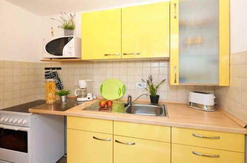 Ferienhaus-bergstrasse-ferienwohnung-b2