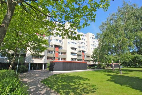 Hostal 4611 2 Private Single Rooms Laatzen