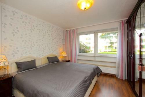Hostal 4611 2 Private Single Rooms Laatzen