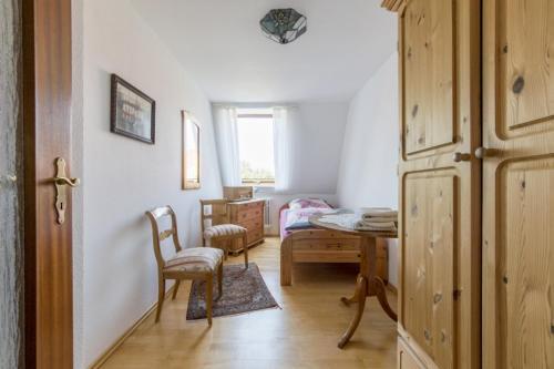2 Private Single Rooms (6400)