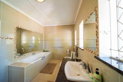 Hostal Mmx Guesthouse