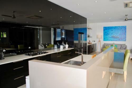 Onyx Luxury Harbour Resort Residences