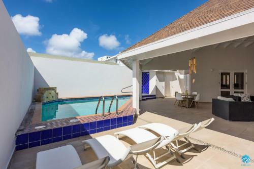 Villa Palm Beach Gem - Right By Hotel Strip, Malls And Beaches!