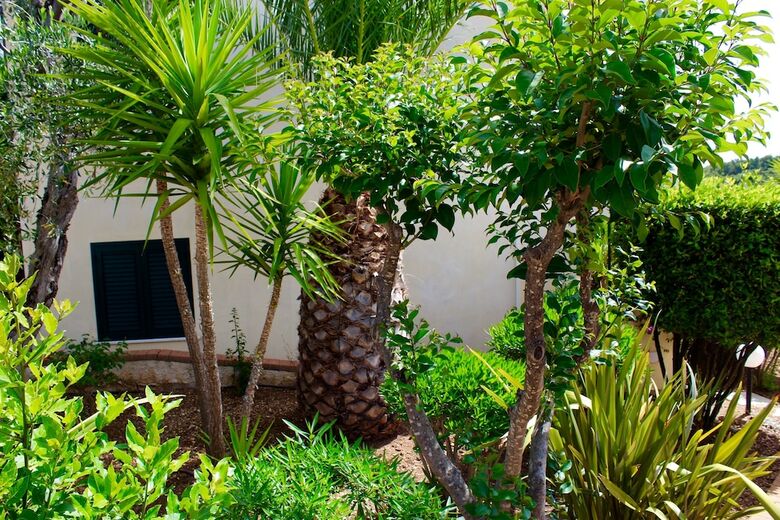 Hotel Villaggio Turistico Defensola