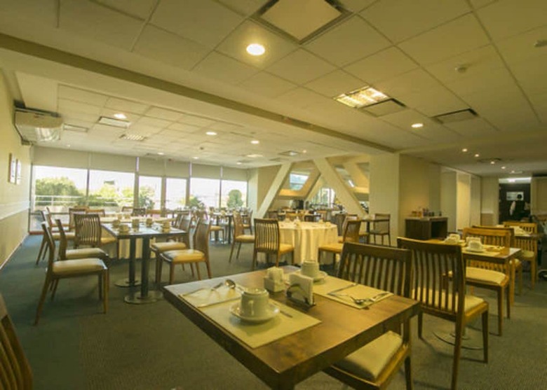 Hotel Tower Inn And Suites