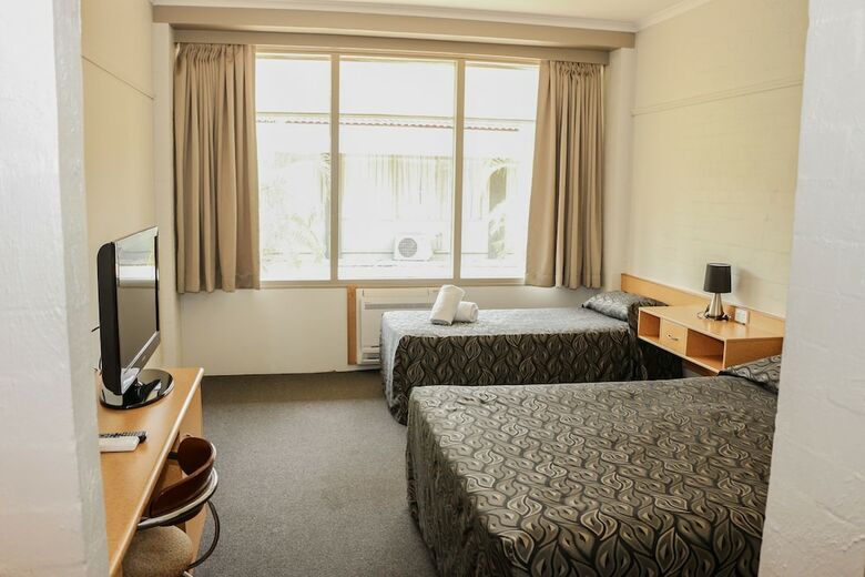 Salisbury Hotel Motel