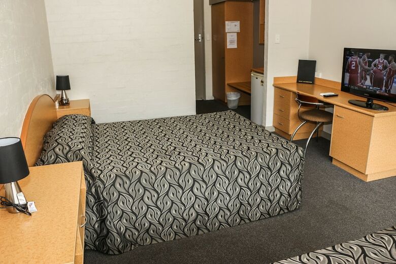 Salisbury Hotel Motel