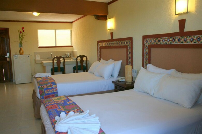 Hotel Suites Cancun Center