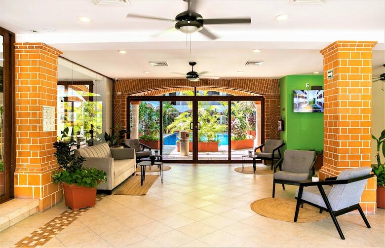 Playa Del Carmen Hotel