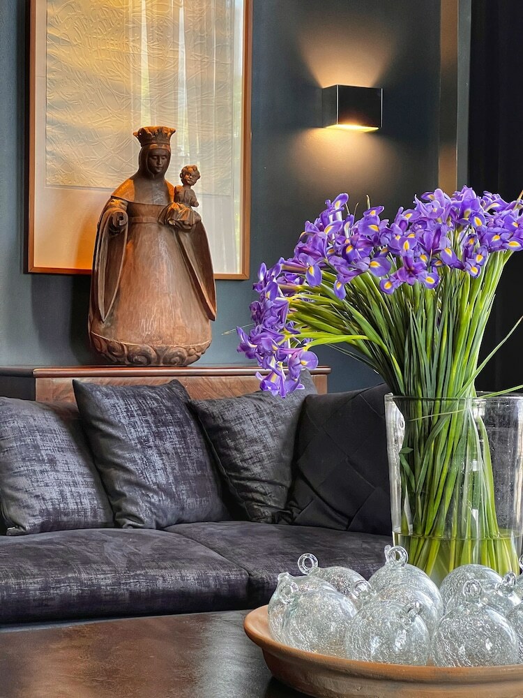 Demetria Hotel