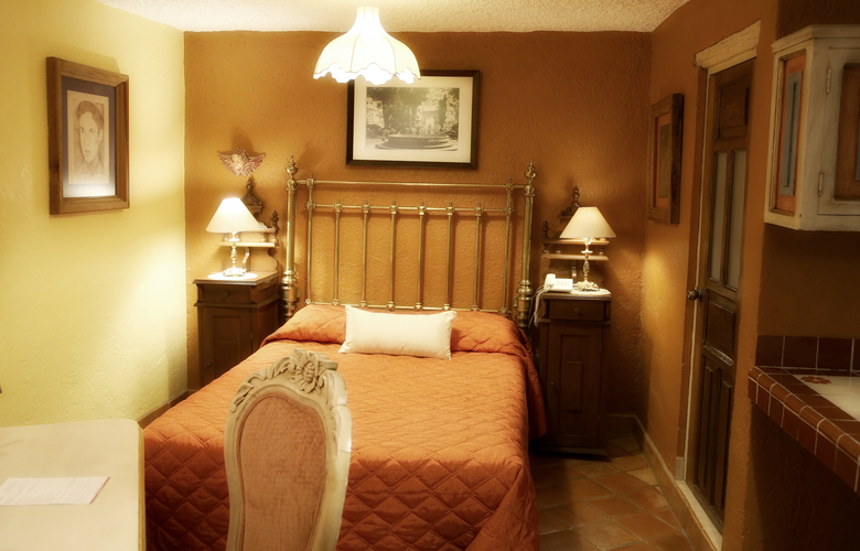 Hotel El Meson De Los Poetas
