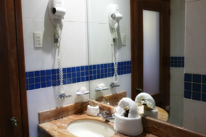 Hotel El Meson De Los Poetas