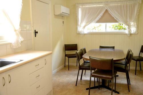 Orana Flat 1