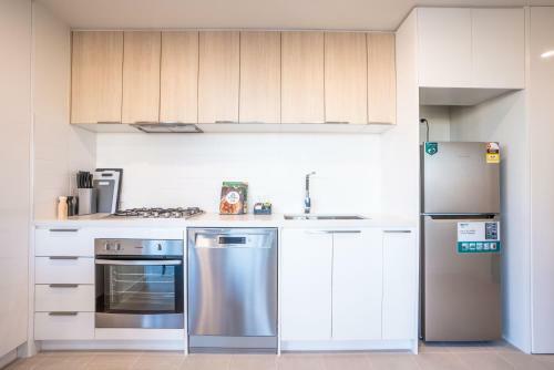 Poplar Apartments