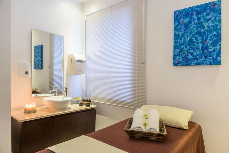 Hotel NH Collection Royal Smartsuites