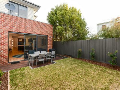 Boutique Stays - Caulfield Central, Townhouse