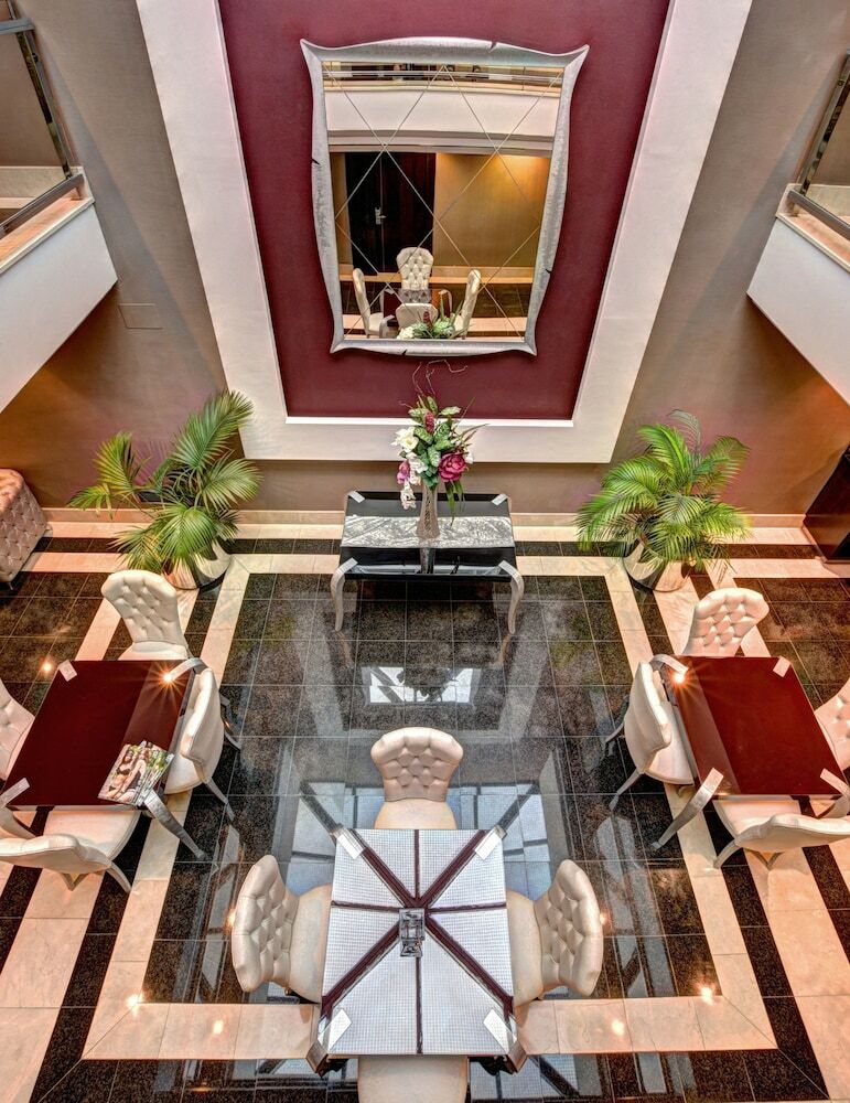 Nexus Benalmadena Suites & Apartments