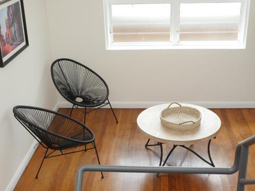 Large Terrace In Sydney?s Lower North Shore