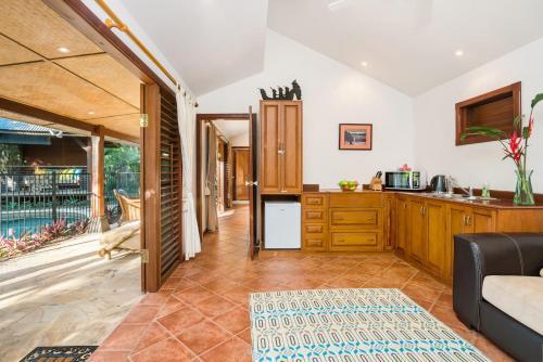 A Sweet Escape - Lillys Beach House