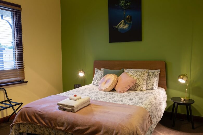 Bed & Breakfast Bilyara House