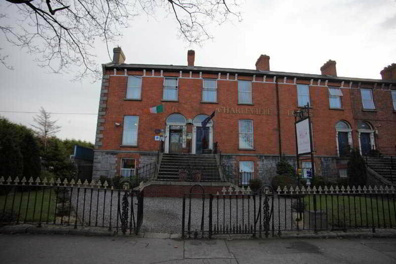Hotel Charleville Lodge
