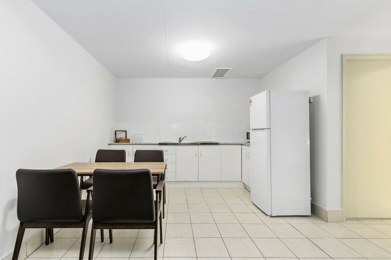 Motel Rockhampton Riverside Central Hotel