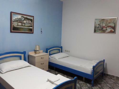 Hostal Ilia's Guest House