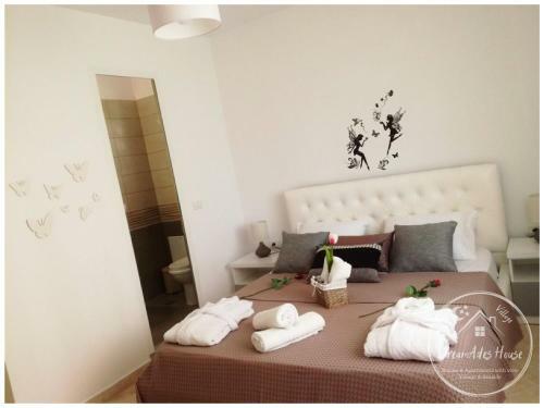 Hostal Dreamades House - Village