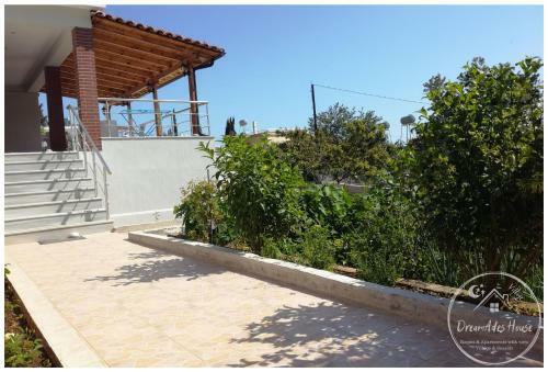 Hostal Dreamades House - Village