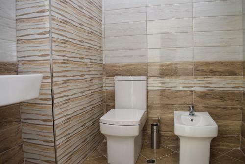 Besi Apartments