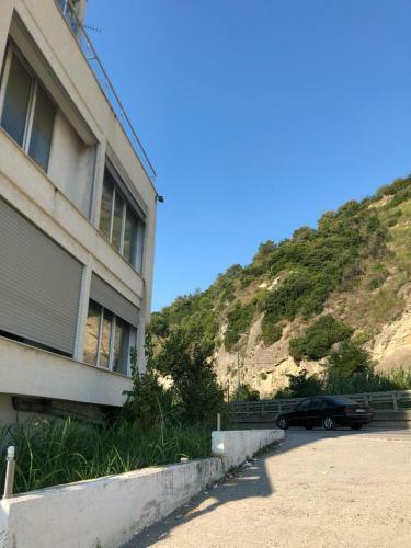 Apartments Ermest ,golem