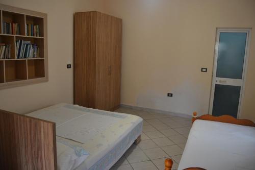 Hostal Idrizi Rooms