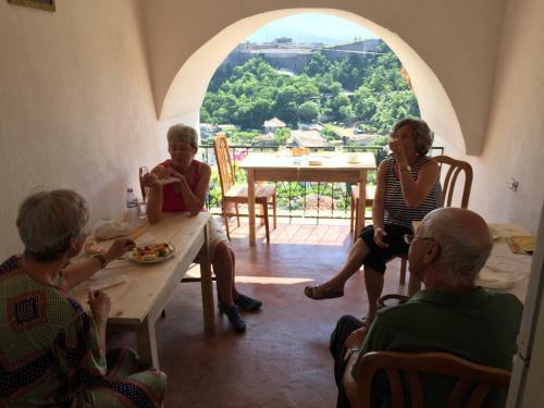 Hostal Guest House Salaria