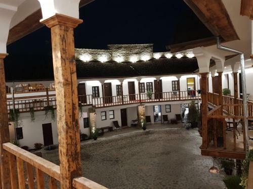 Hotel Hani I Pazarit