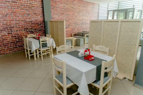 Hotel Edea