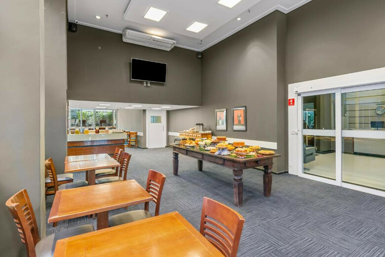 Hotel The Standard Residence Higien�polis