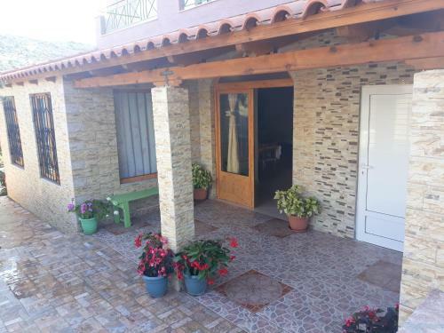 Apartment Tani Shapa Ksamil