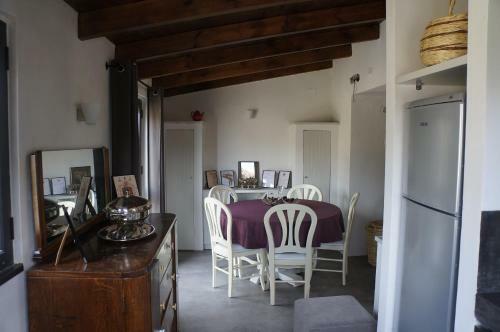 Les Villas De Qeparo