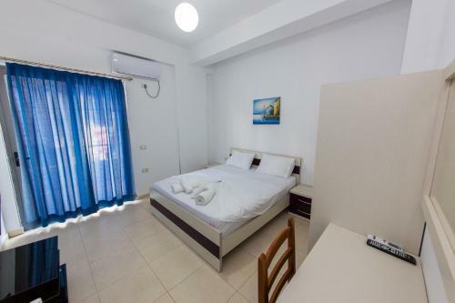 Summer Kiss Hotel
