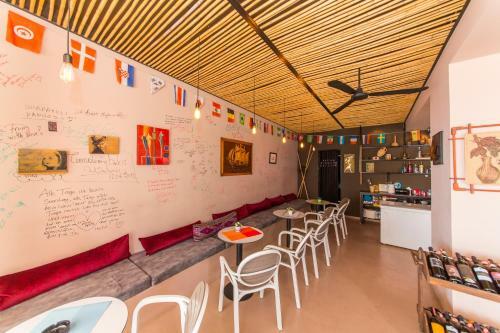 Summer Kiss Hotel