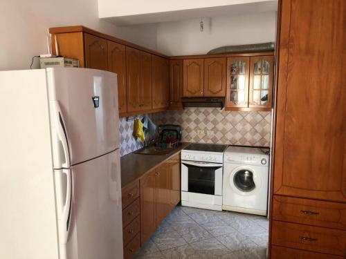 Veliu Apartments