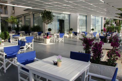 Sunrise Hotel