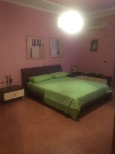 Apartamento Eni's Modern Duplex