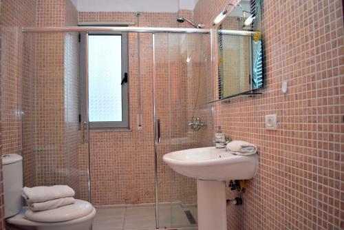 Spacious Sweet Apartment - 602