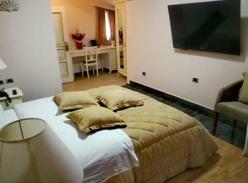 Hotel Lux De Paris